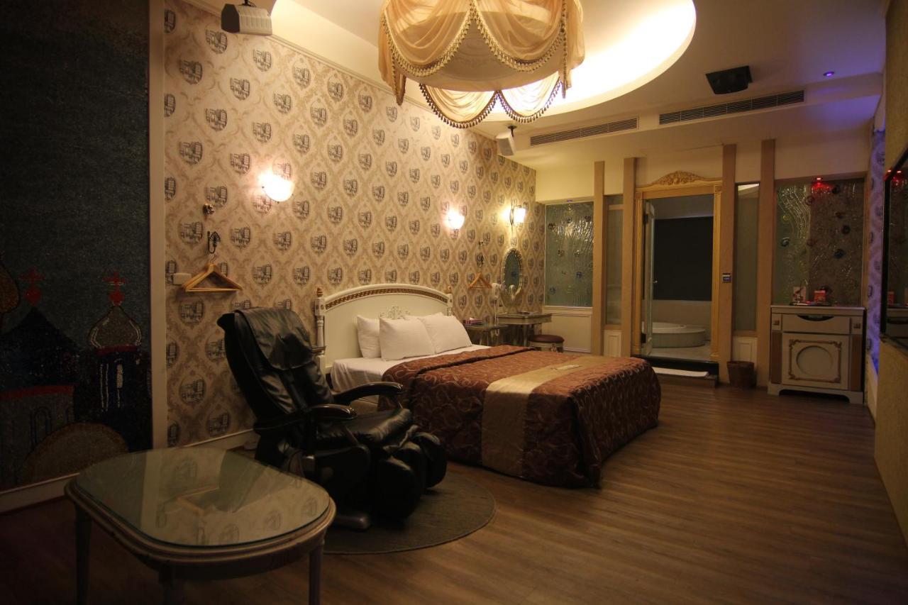 Romantic Code Art Motel Shanhua Exteriör bild